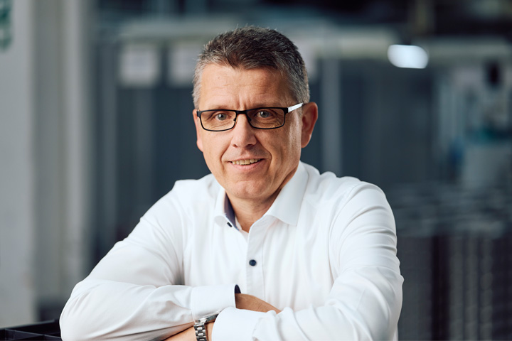 Dr.-Ing. Wolfgang Gref, technischer Geschäftsführer der KERN LIEBERS Gruppe.