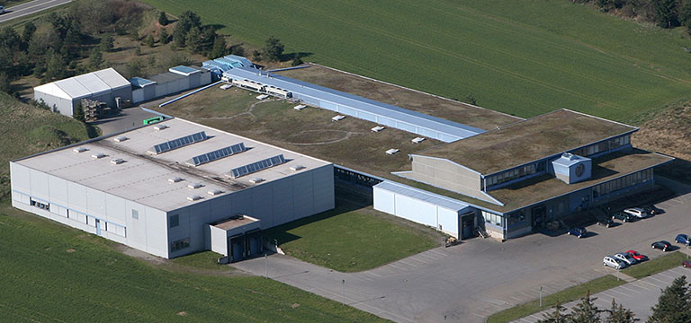 Gebäude des Carl Haas GmbH Standorts in Schramberg, Deutschland.
