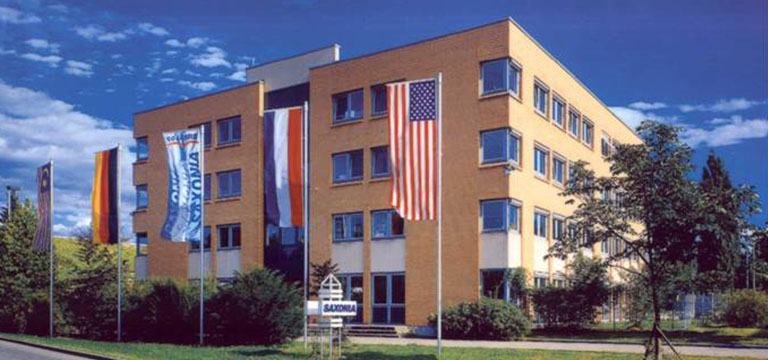 Gebäude des KERN LIEBERS Standorts in Göppingen, Deutschland. Ehemals Saxonia Umformtechnik GmbH.